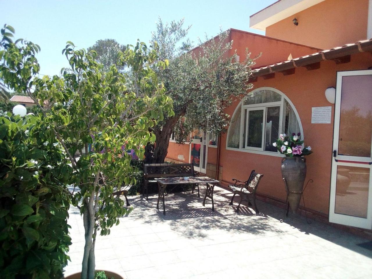 Villa Plasi Menfi Exterior photo